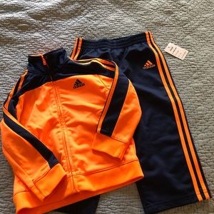 Boys 2t Adidas NWT sweatsuit